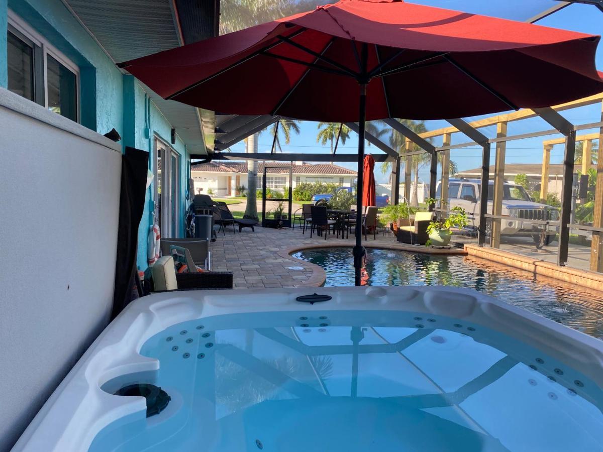 This Homestay Oasis Is The Cape'S Best Place To Stay Кейп-Корал Екстер'єр фото